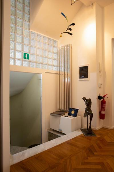 Room In Roma Isole