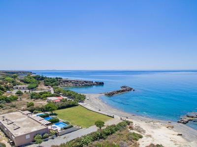 Mary Beach villas
