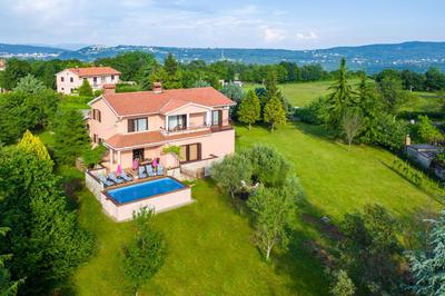 Sunset holiday home with pool and large, mature garden