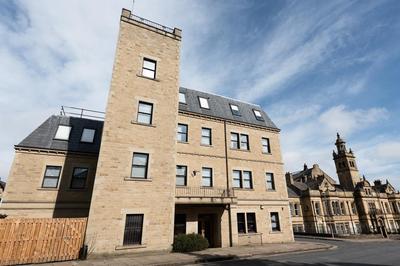 Halifax House, Studio Apartment 213