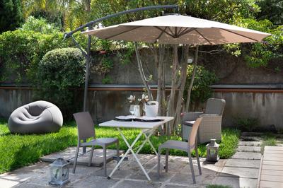 La casa di Masina - A surrounded garden Villa -