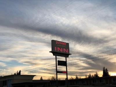 Sunset Inn