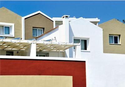 Apolis Beachscape Hotel