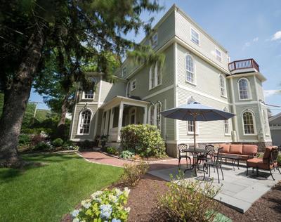 Serenity Inn Newport