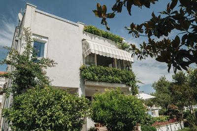 Apartments Lucija