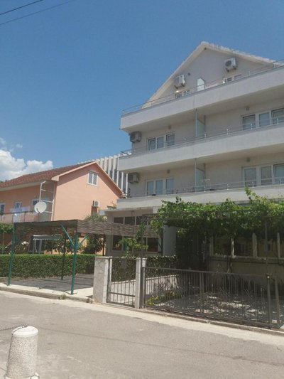 Mona&Mike Apartments
