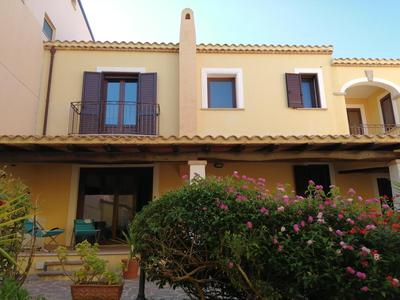 Casa il Cortile Fiorito