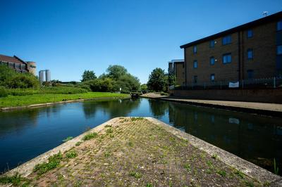 Lake View Apartment