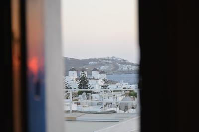 Bright & Relaxing Loft with attic room in the heart of Mykonos city