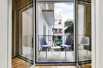 Brand new Modern Apartment with satellite TV