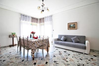 holidaycasa Benny-Vista mare