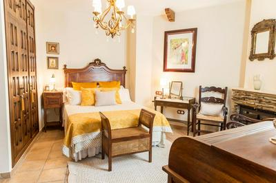 Mafloras Suites El Bosque