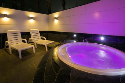 Hotel Kilala (Adult Only)