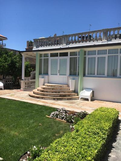 SECRET GARDEN - Suites & Apartments