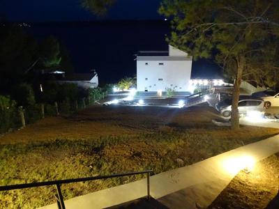 Villa-am-Meer-fuer-12-Personen-mit-Pool