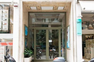 CosmosDome / Best apartment in the heart of Athens !