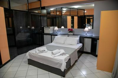 Christine's Downtown Suites
