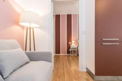 JOIVY Bright Apartment for 4 next to City Life