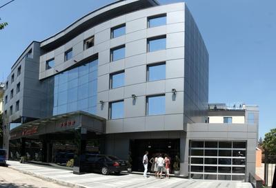 Cosmopolitan Hotel & Wellness