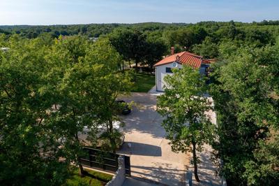 Quercus Apartments - Peace & Nature by the Bike Trail
