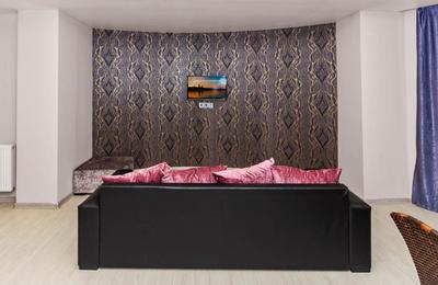 Diplomat Suites Hotel