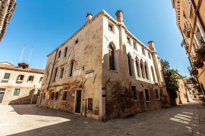 Riva De Biasio Charming Apartment