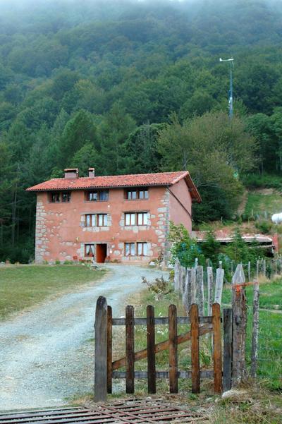 Casa Rural Ecológica Kaaño Etxea el Bosque y la Naturaleza Sentir