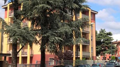 Verona Top Floor Flat & Garage