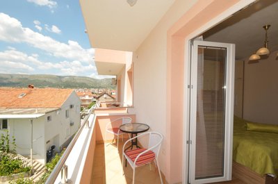Apartments Belas