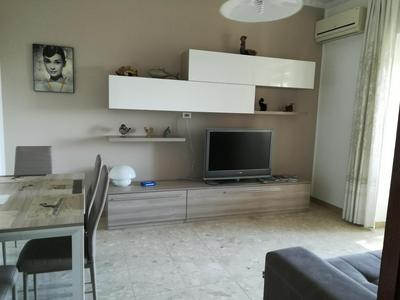 Napoli Bed & Fly