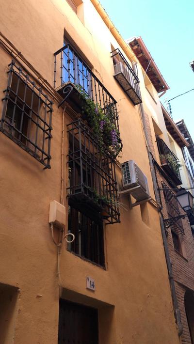 Apartamento Ilarcuris con patio privado