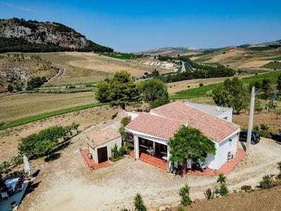 Helimos B&B with Segesta Temple view near Castellammare del Golfo