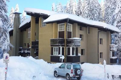 Tuckett Lodge - A large flat for families and groups of friends
