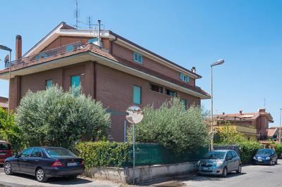 Travelershome Ciampino Rooms