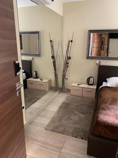Enter Rooms