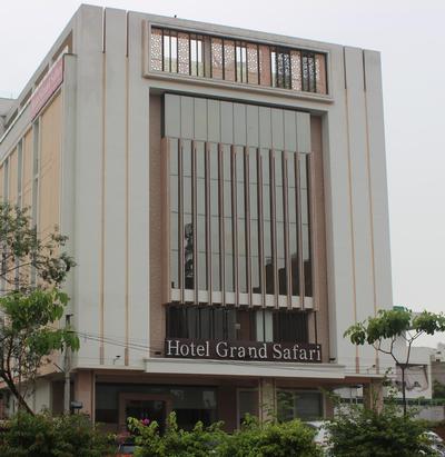 Hotel Grand Safari