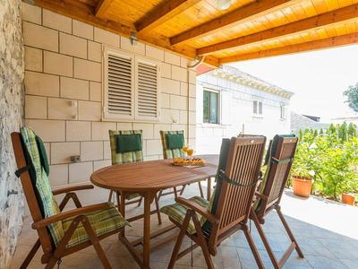 Romantic apartments Marko for 2 with pool and grill