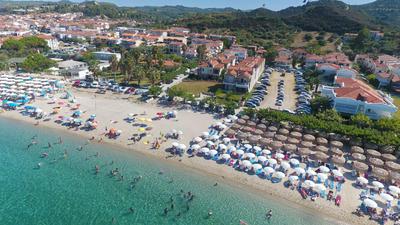 Villa The View - Beachfront, 5 Bedrooms, BBQ, View