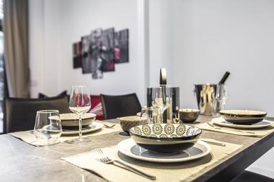 Elegant Fornasa Vecia, canal view with a beautiful garden R&R