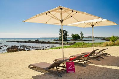 Plage Bleue Beachfront Apartments by LOV