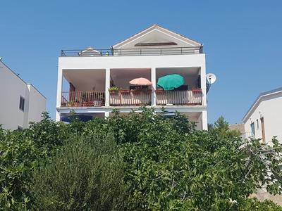 Grebaville Apartment