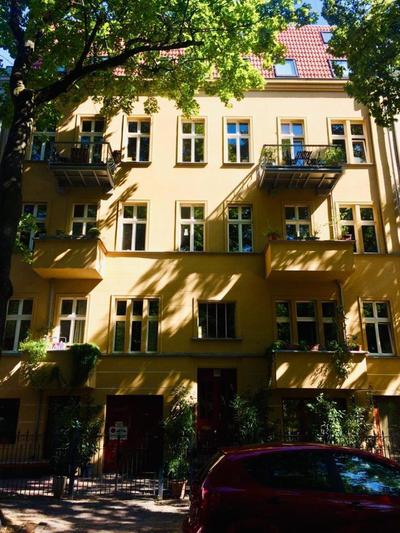 Beautiful Park Apartment for 4 Guests