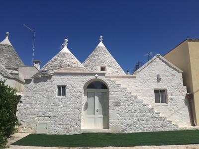 Trulli Manuela 1