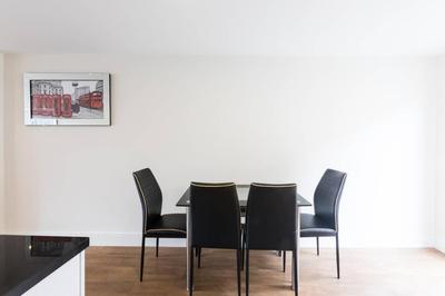 Zone 1 Bright and Modern 3 Bed Apt Hyde Park Central London