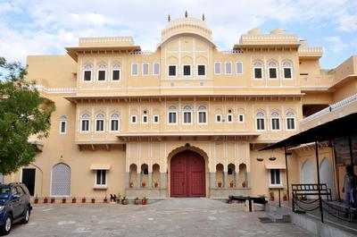 Castle Khandela A Heritage Castle