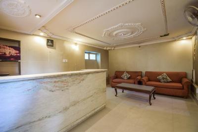 Hotel Raj Palace by Howard