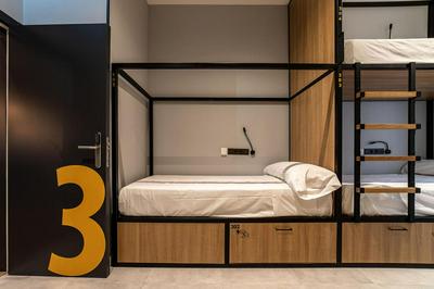Petit Hostel La Latina