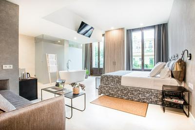 Casa Lirio by Blossom Hotels