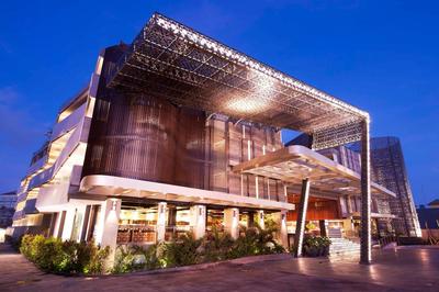 Ramada by Wyndham Bali Sunset Road Kuta