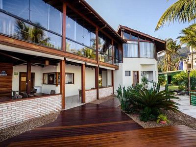 Coconut's Maresias Hotel